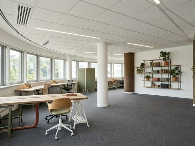 Bureau de 333m&sup2; à 691m&sup2; à la location