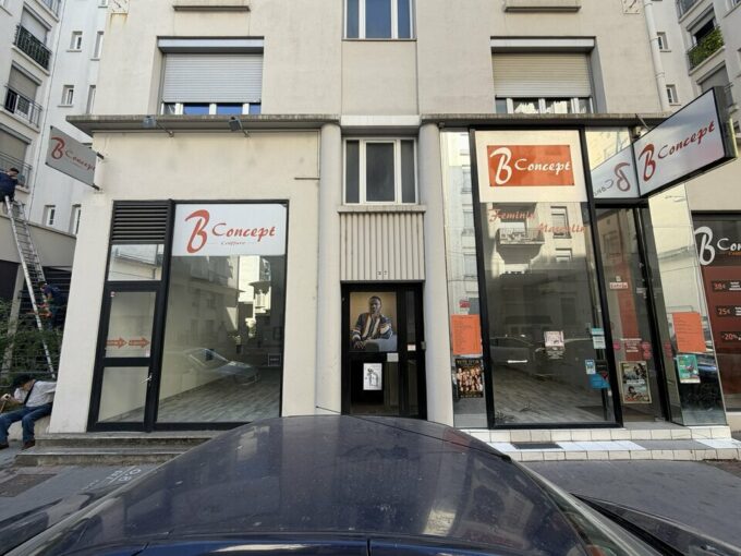 Commerce de 112m&sup2; à la location