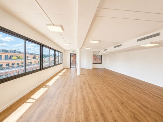 Bureau de 128m&sup2; à la location