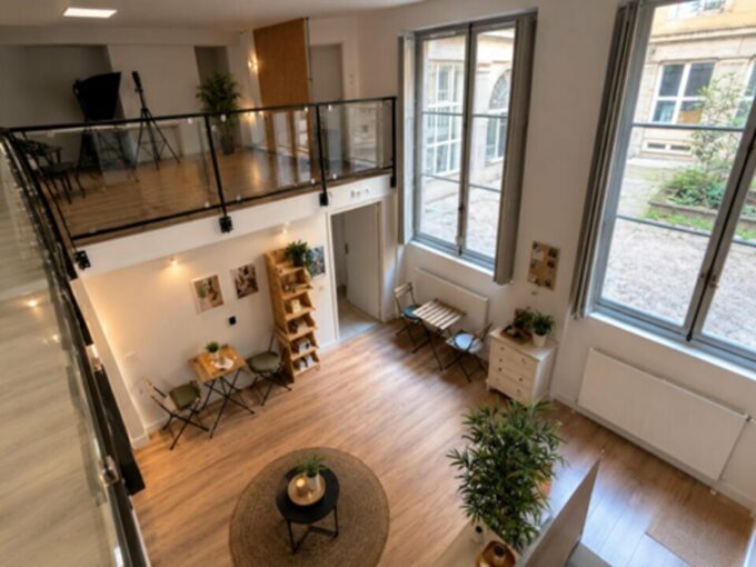 Bureau de 184m&sup2; à la location