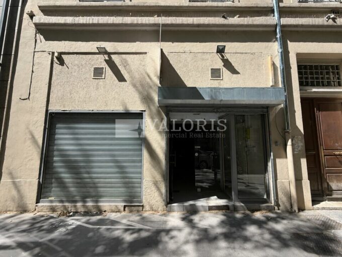Commerce de 127m&sup2; à la location