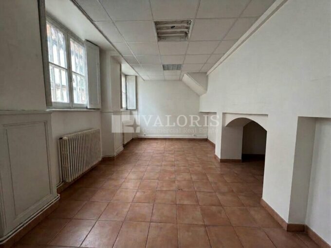 Commerce de 33m&sup2; à la location
