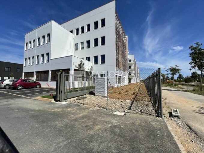 Bureau de 155m&sup2; à 434m&sup2; à la vente