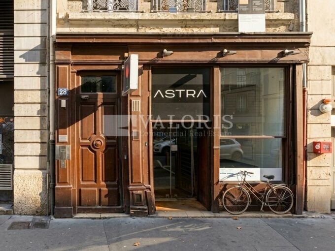 Commerce de 114m&sup2; à la vente