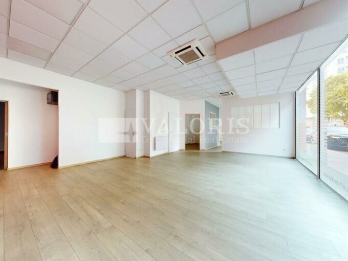 Bureau de 159m&sup2; à la vente