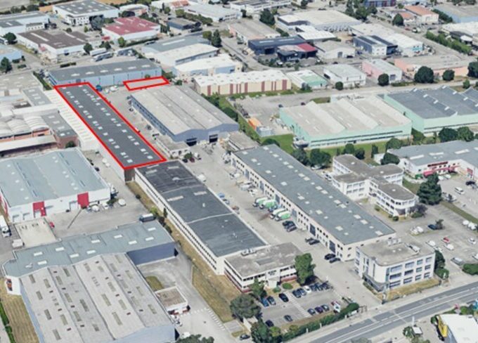 Local d'activit&eacute;s de 489m&sup2; à 2 375m&sup2; à la location